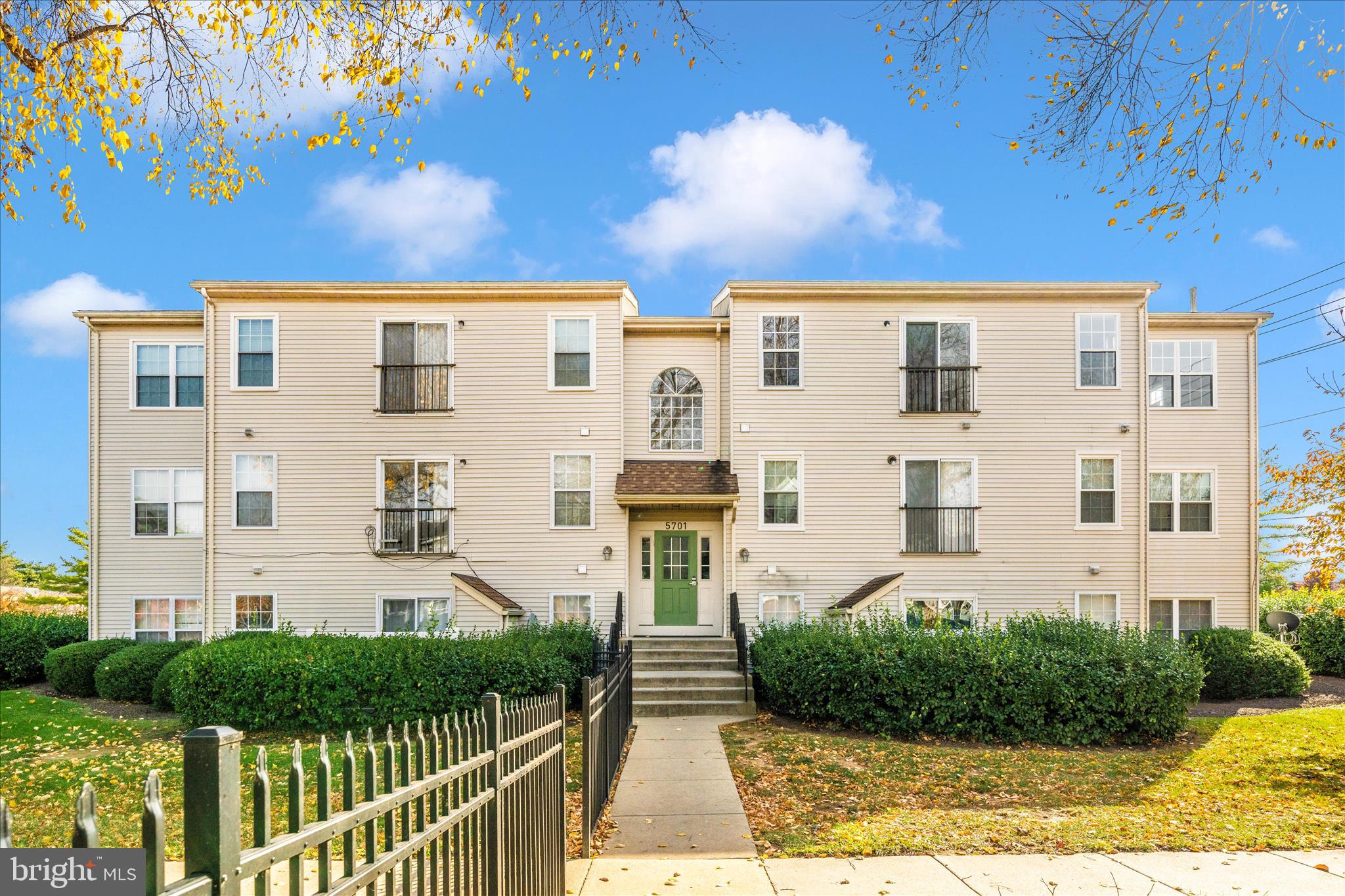 LAVENDER PLAZA - Residential