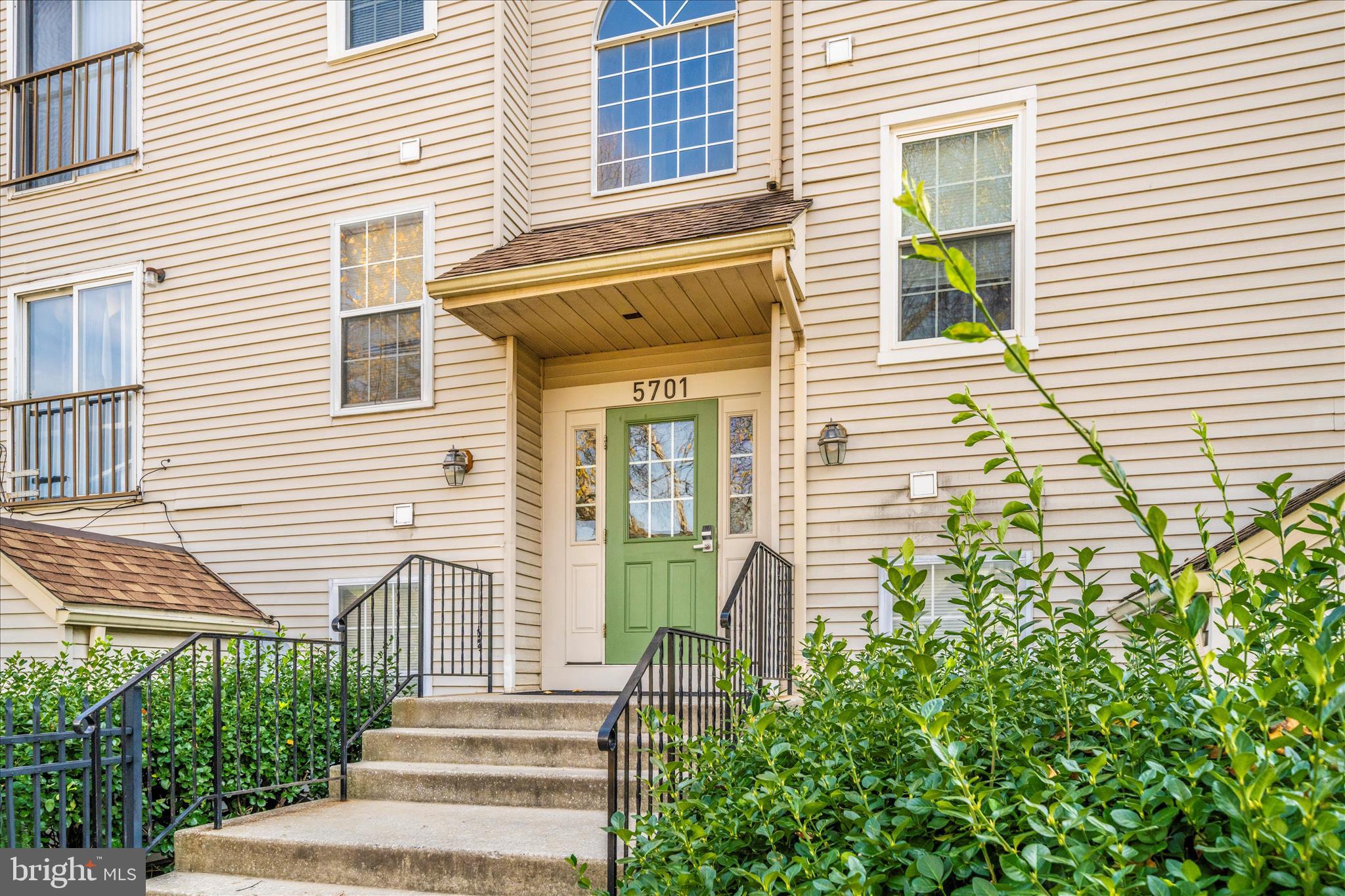 LAVENDER PLAZA - Residential