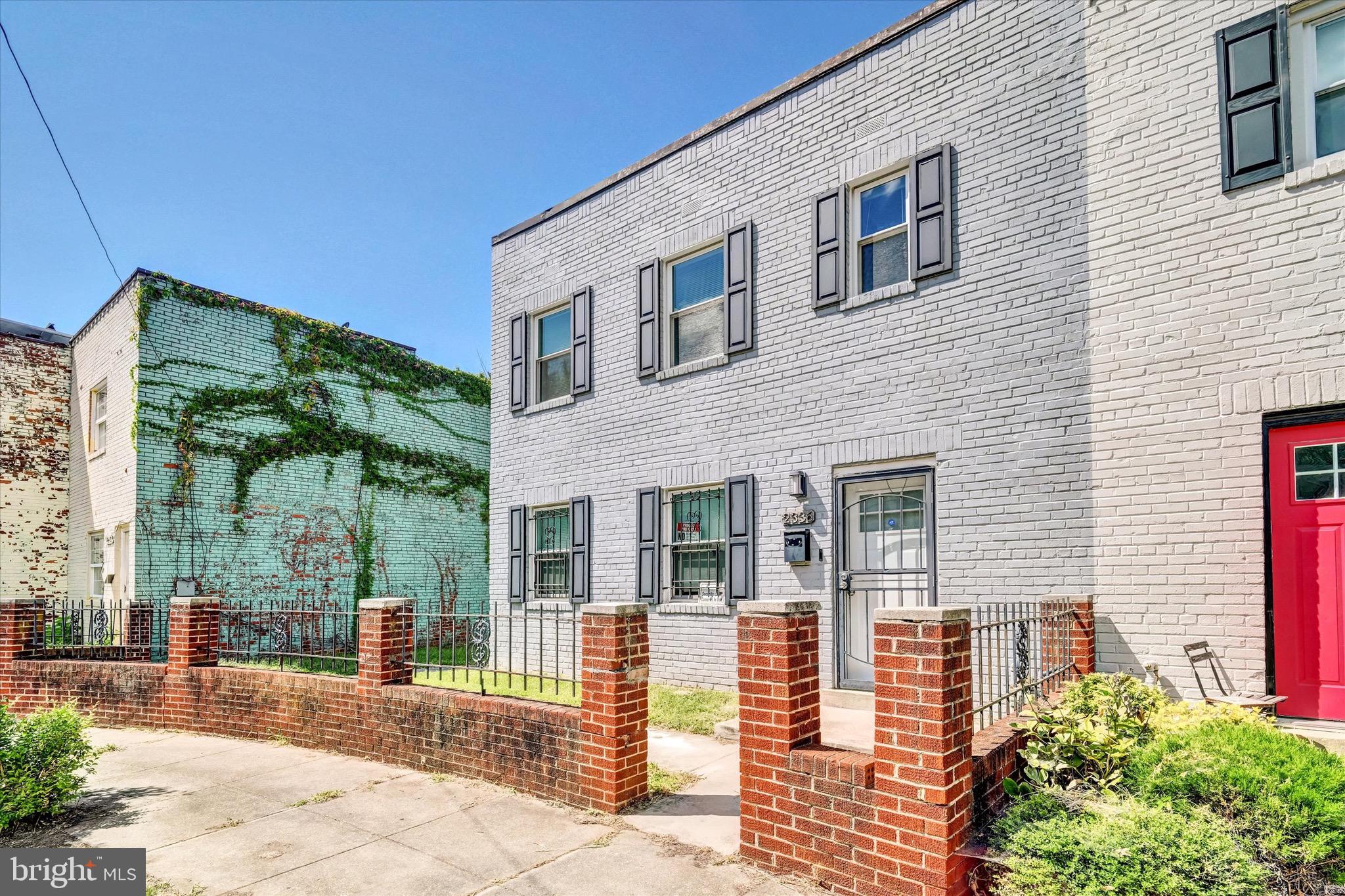 2336 PAYNE TERRACE SE