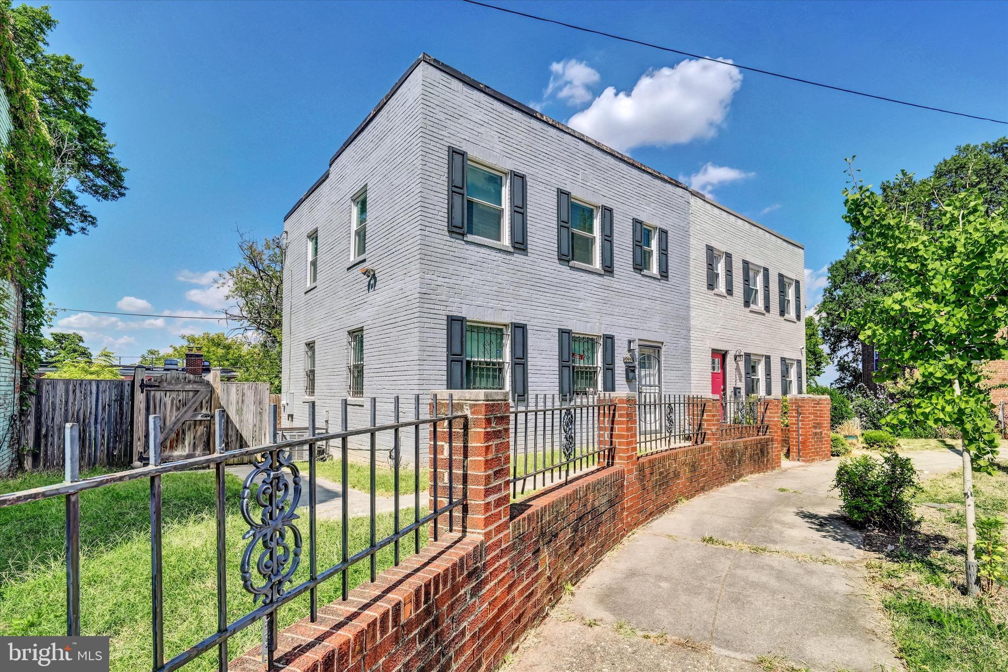 2336 PAYNE TERRACE SE