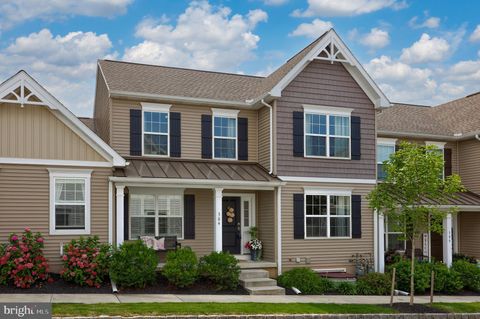 Photo of 304 WEATHERFIELD PL, LANCASTER, PA 17603 (MLS # PALA2038546)