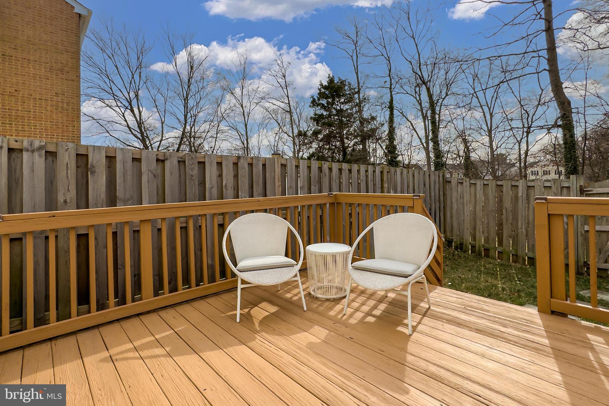 NEWINGTON STATION - Residential