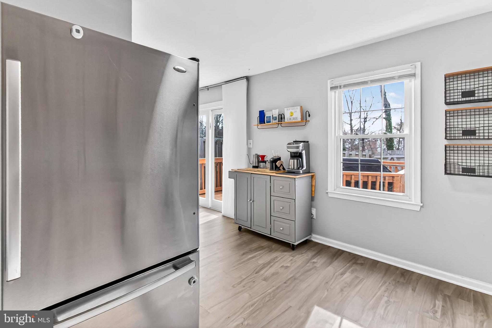 NEWINGTON STATION - Residential