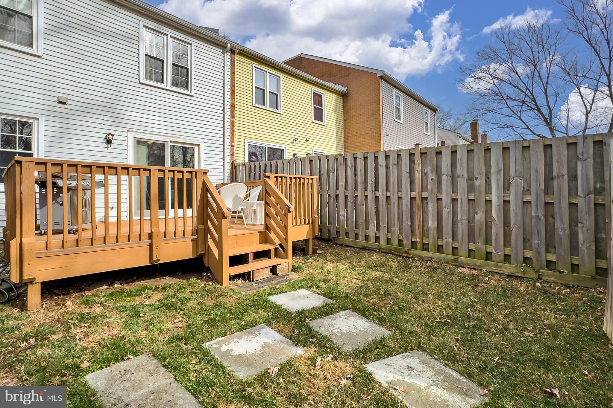 NEWINGTON STATION - Residential