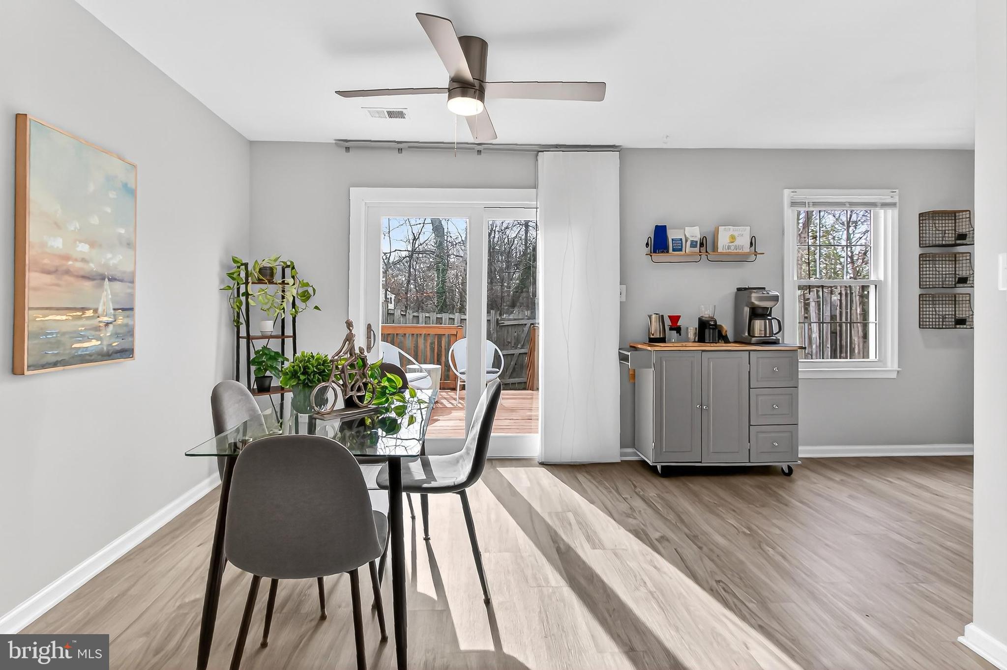 NEWINGTON STATION - Residential