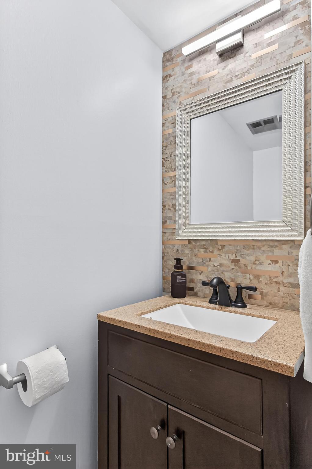 NEWINGTON STATION - Residential