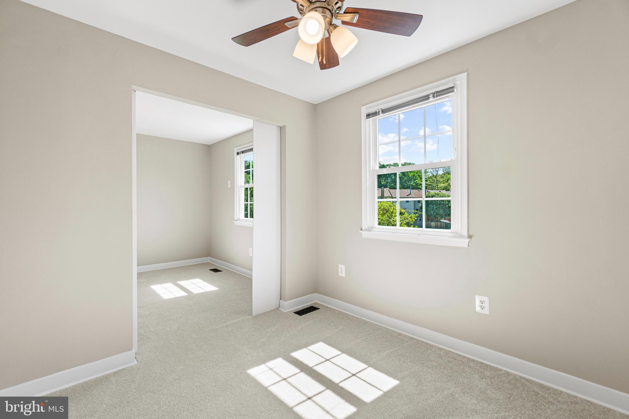 LAKEPOINTE - Residential