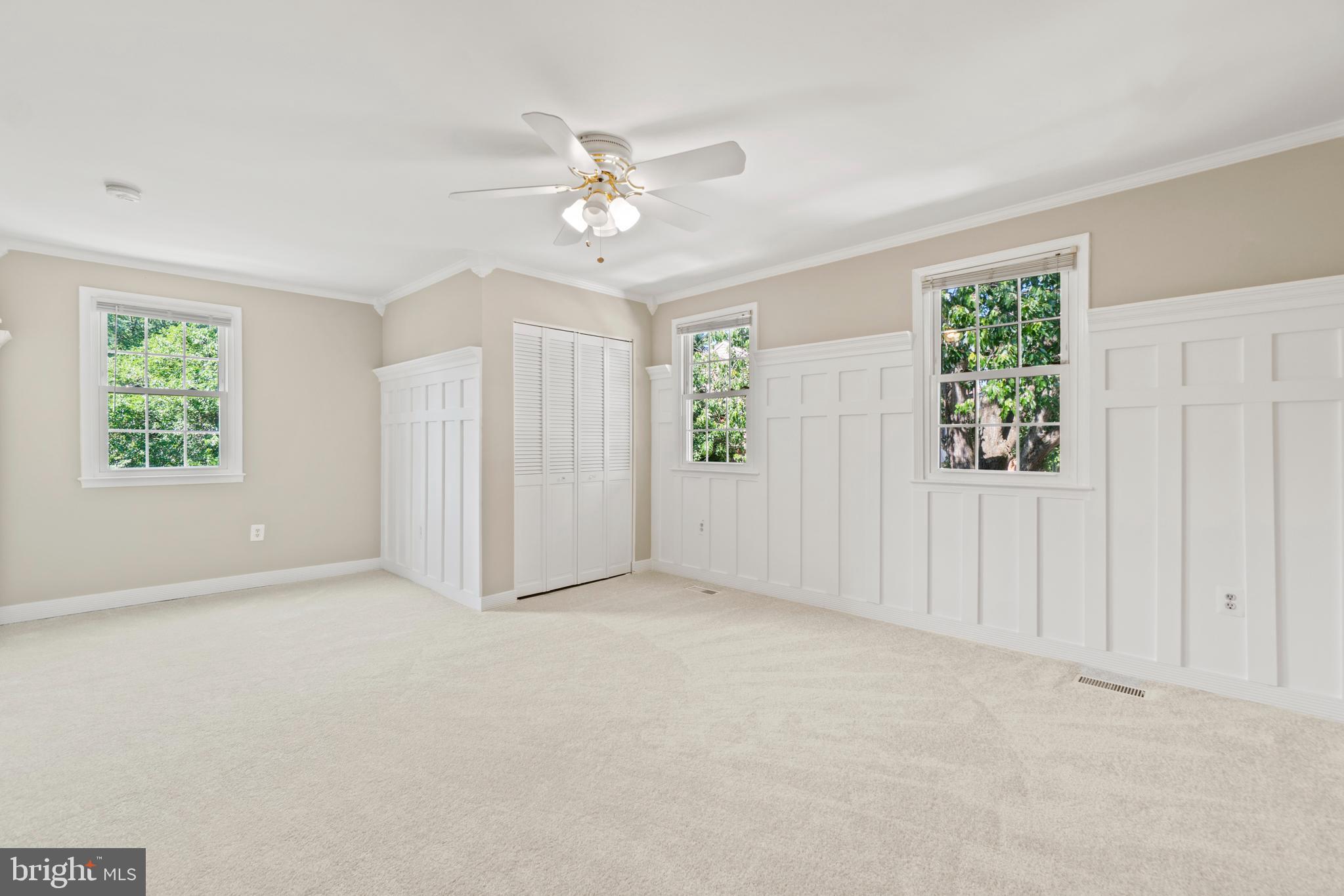 LAKEPOINTE - Residential