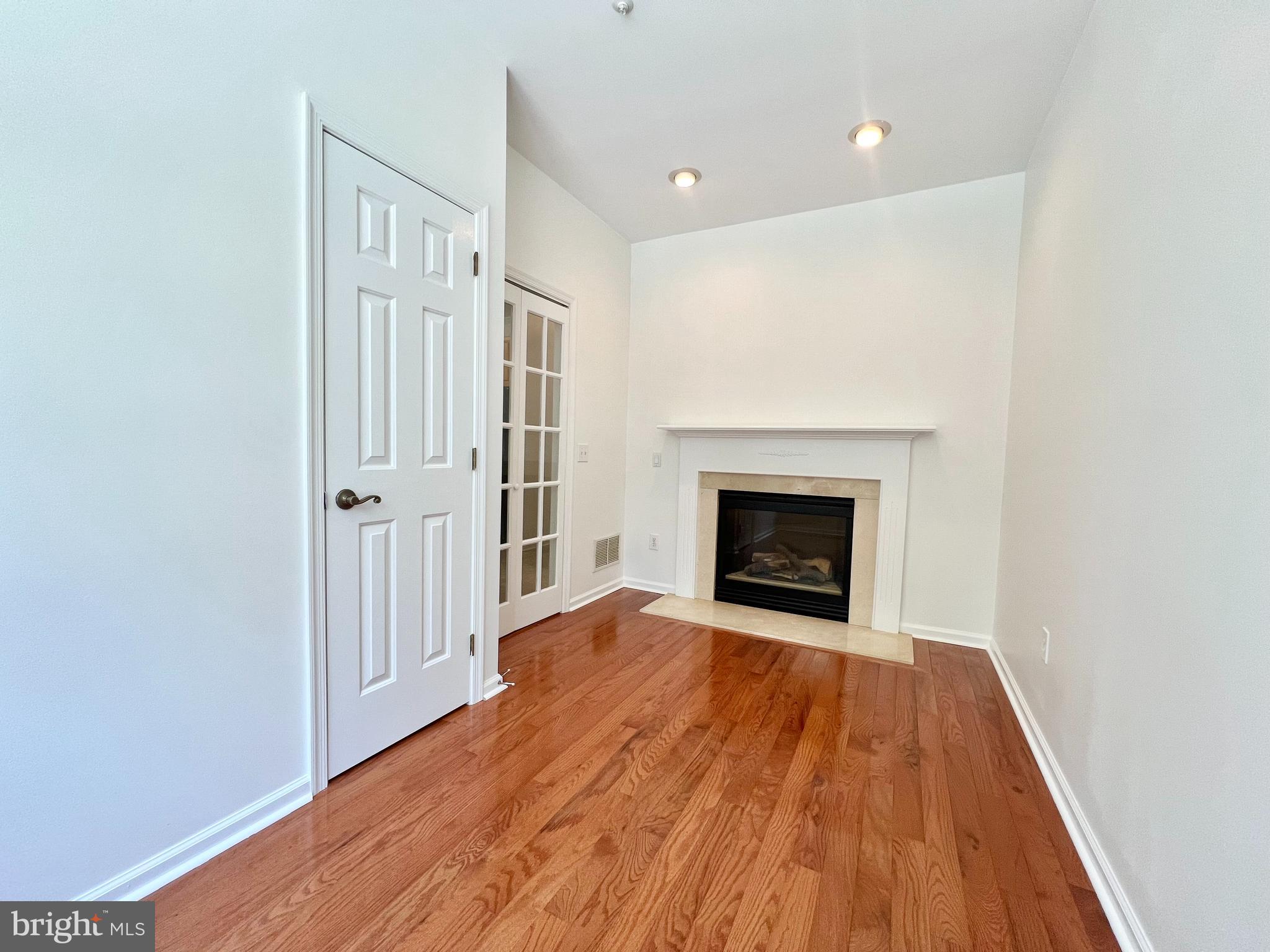 GOLFVIEW - Residential Lease