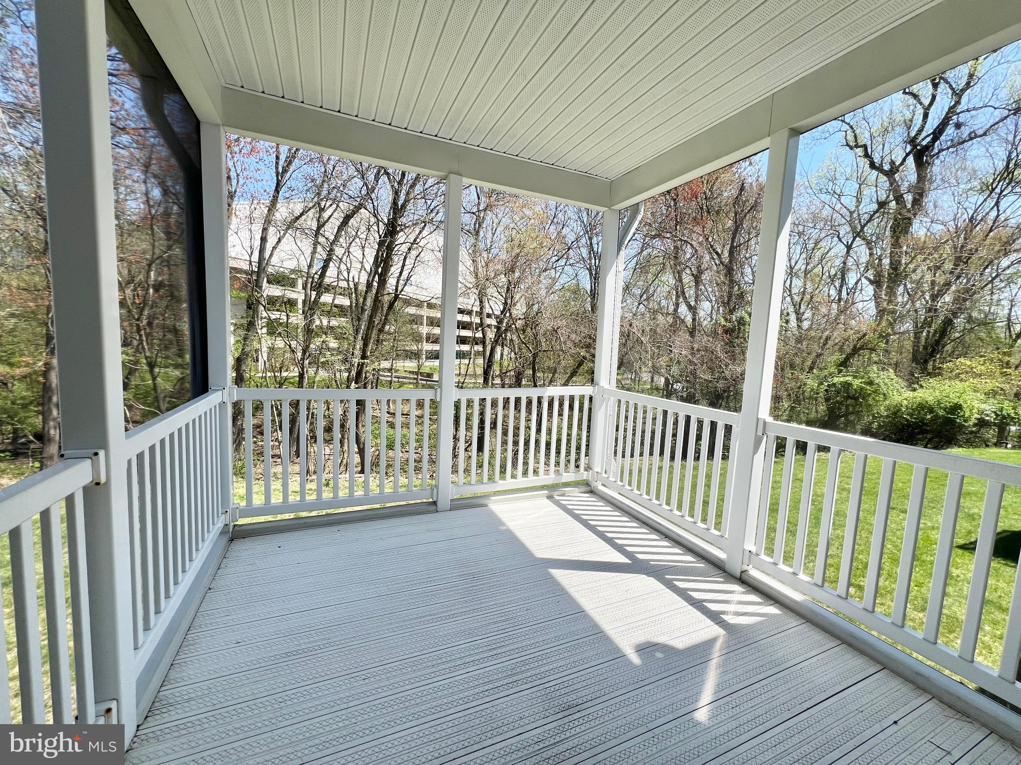 GOLFVIEW - Residential Lease