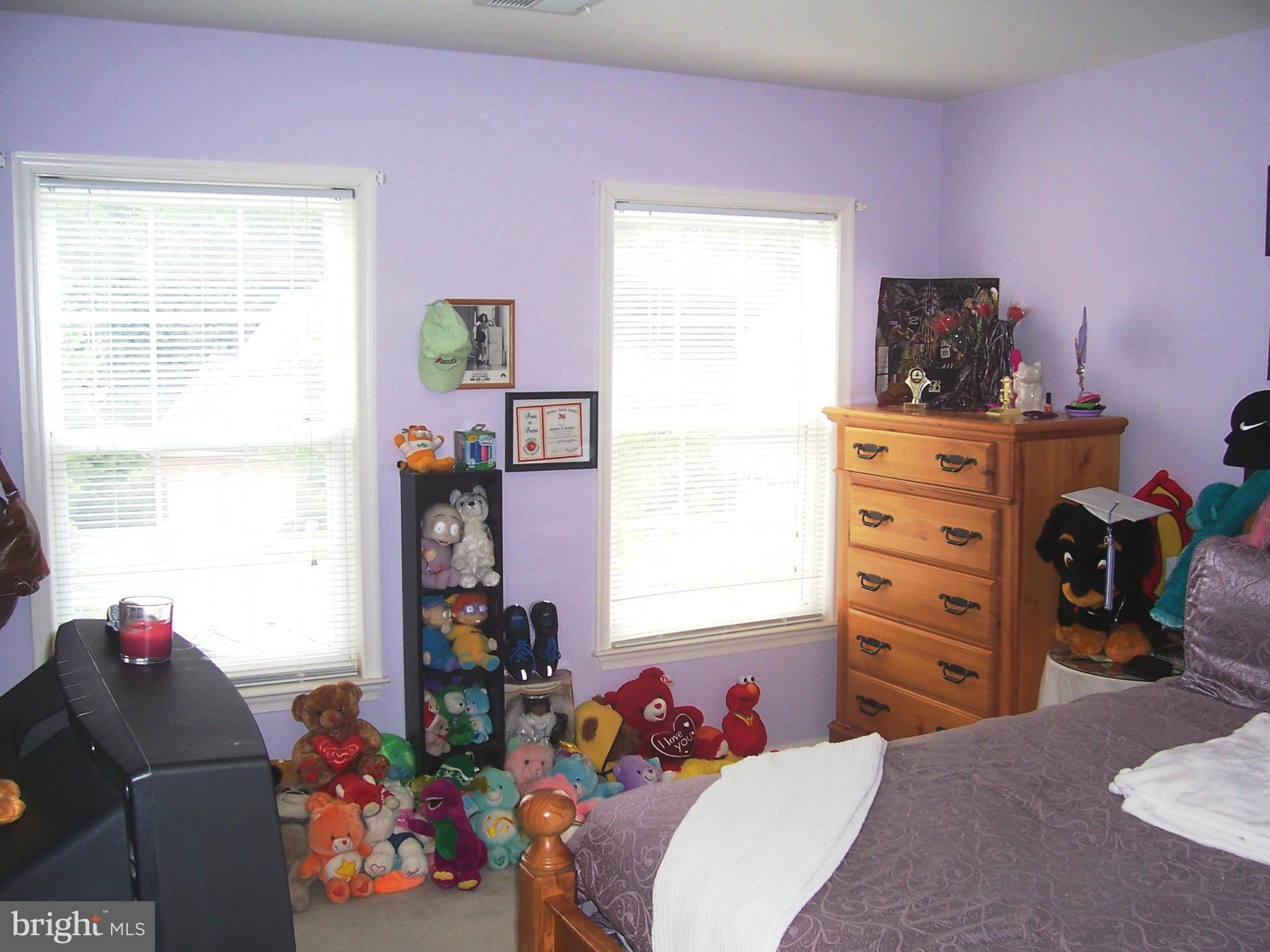 KINGSVIEW SUB - Residential Lease