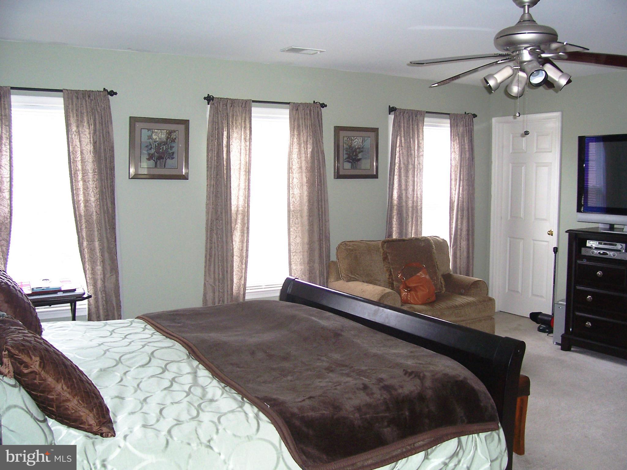 KINGSVIEW SUB - Residential Lease