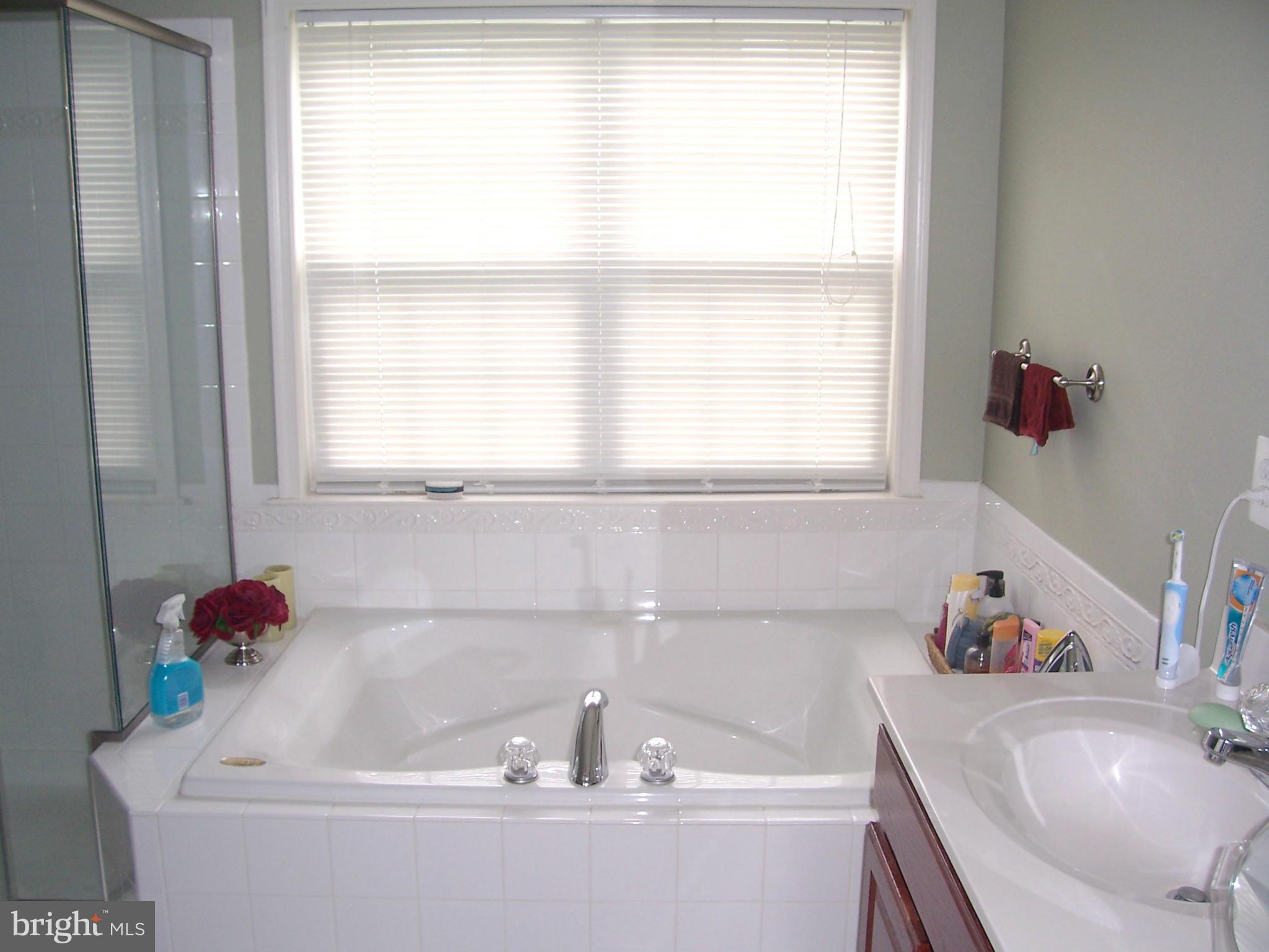 KINGSVIEW SUB - Residential Lease