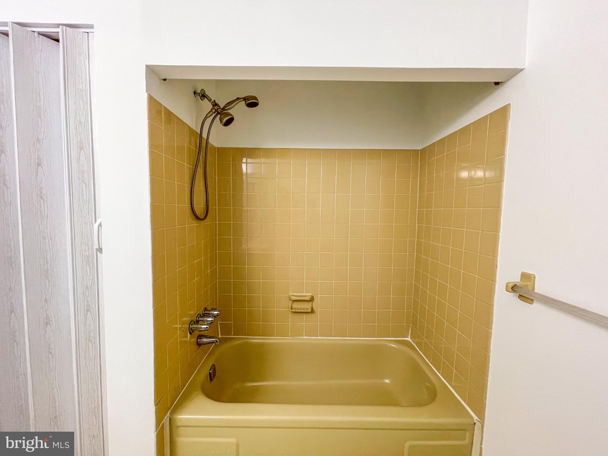 CLUSTERS - Residential