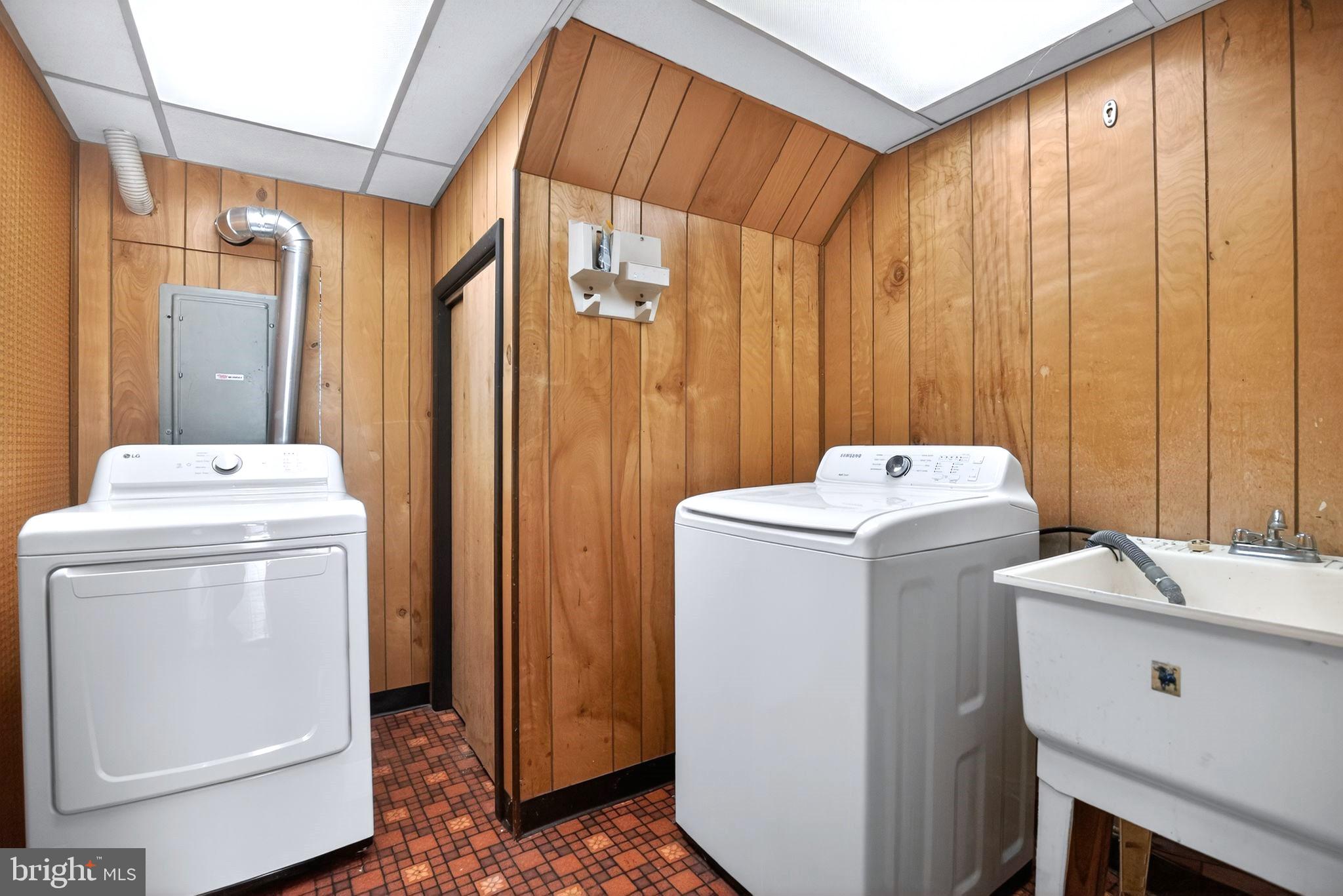 CLUSTERS - Residential