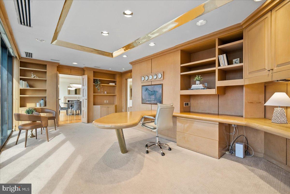 ROSSLYN - Residential