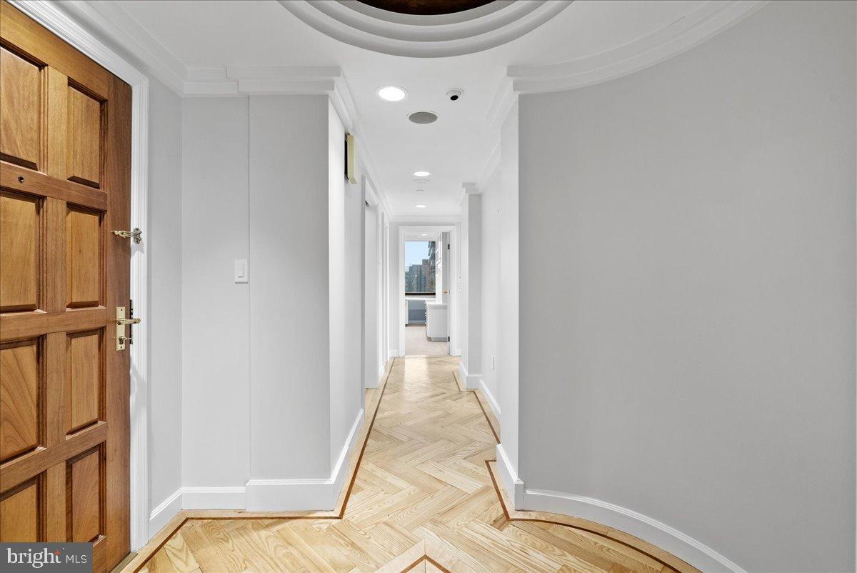 ROSSLYN - Residential