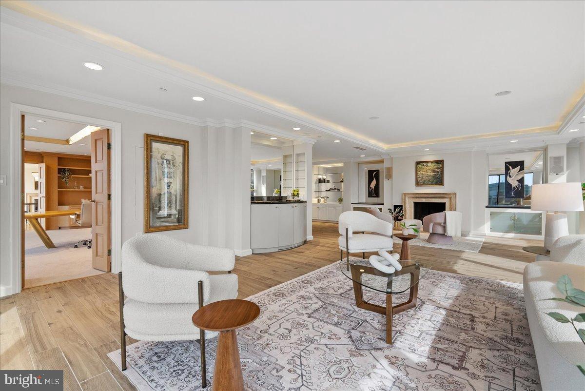 ROSSLYN - Residential