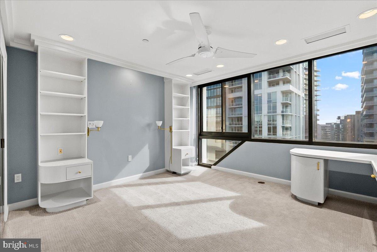 ROSSLYN - Residential