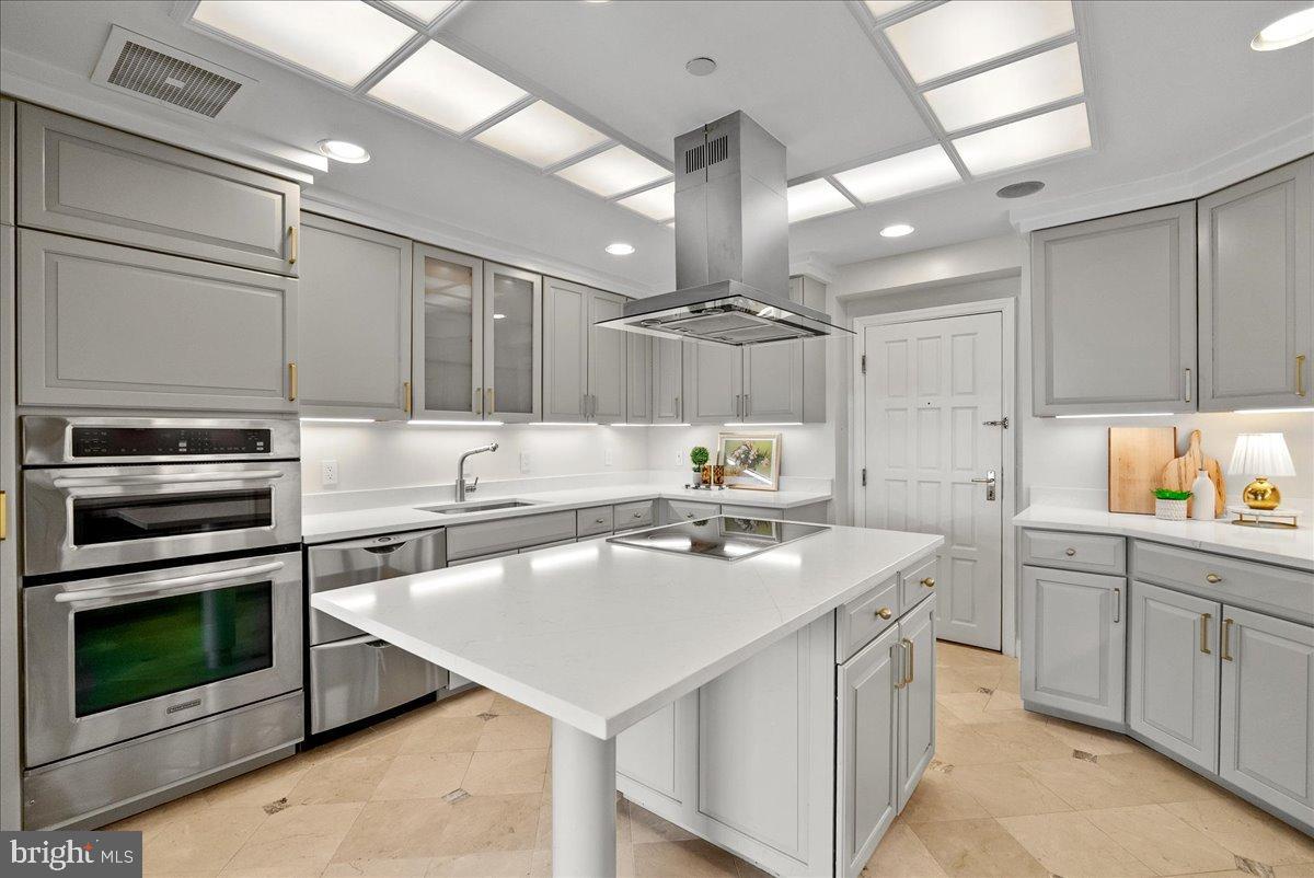 ROSSLYN - Residential