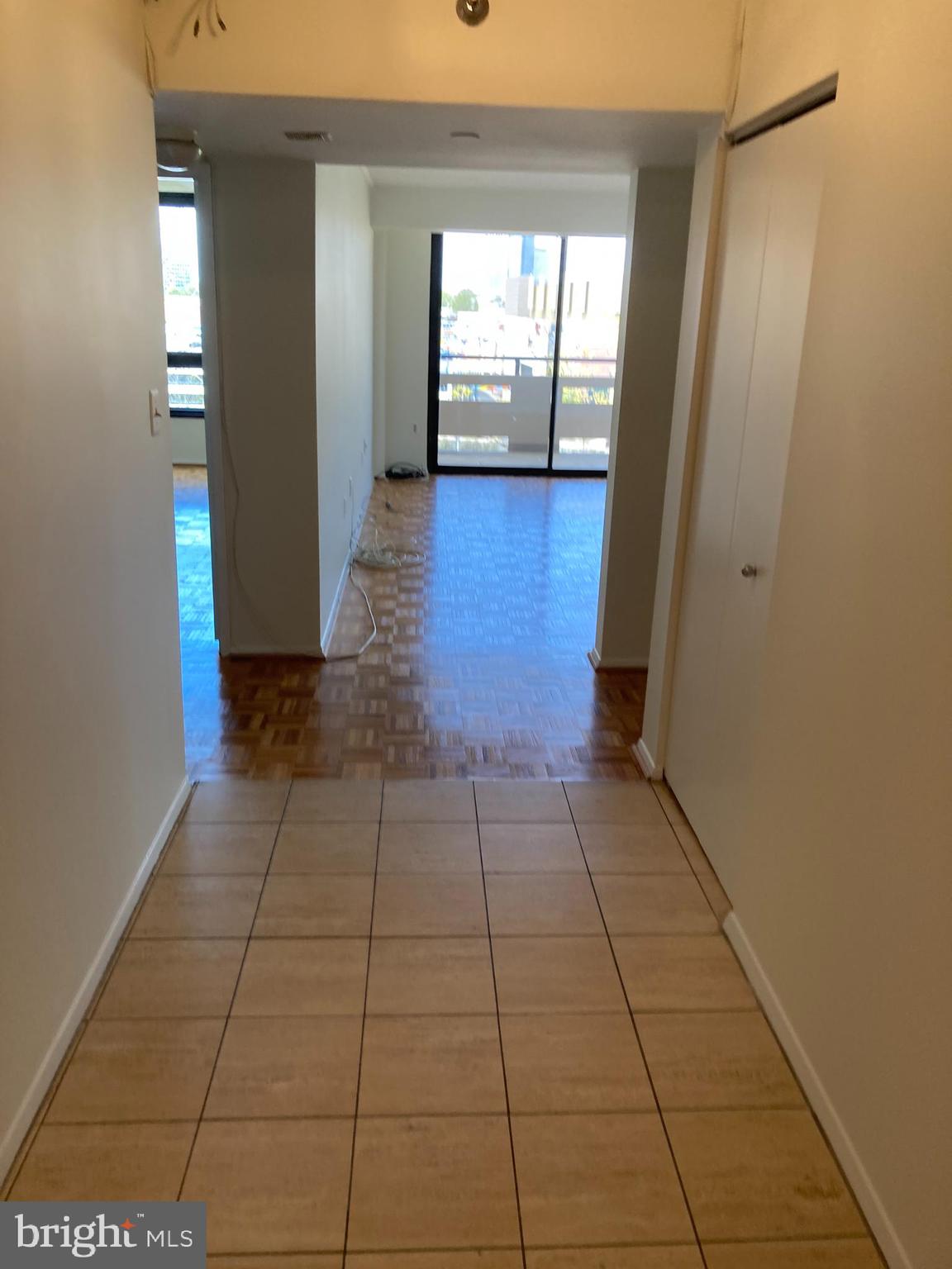 1808 OLD MEADOW ROAD 1201