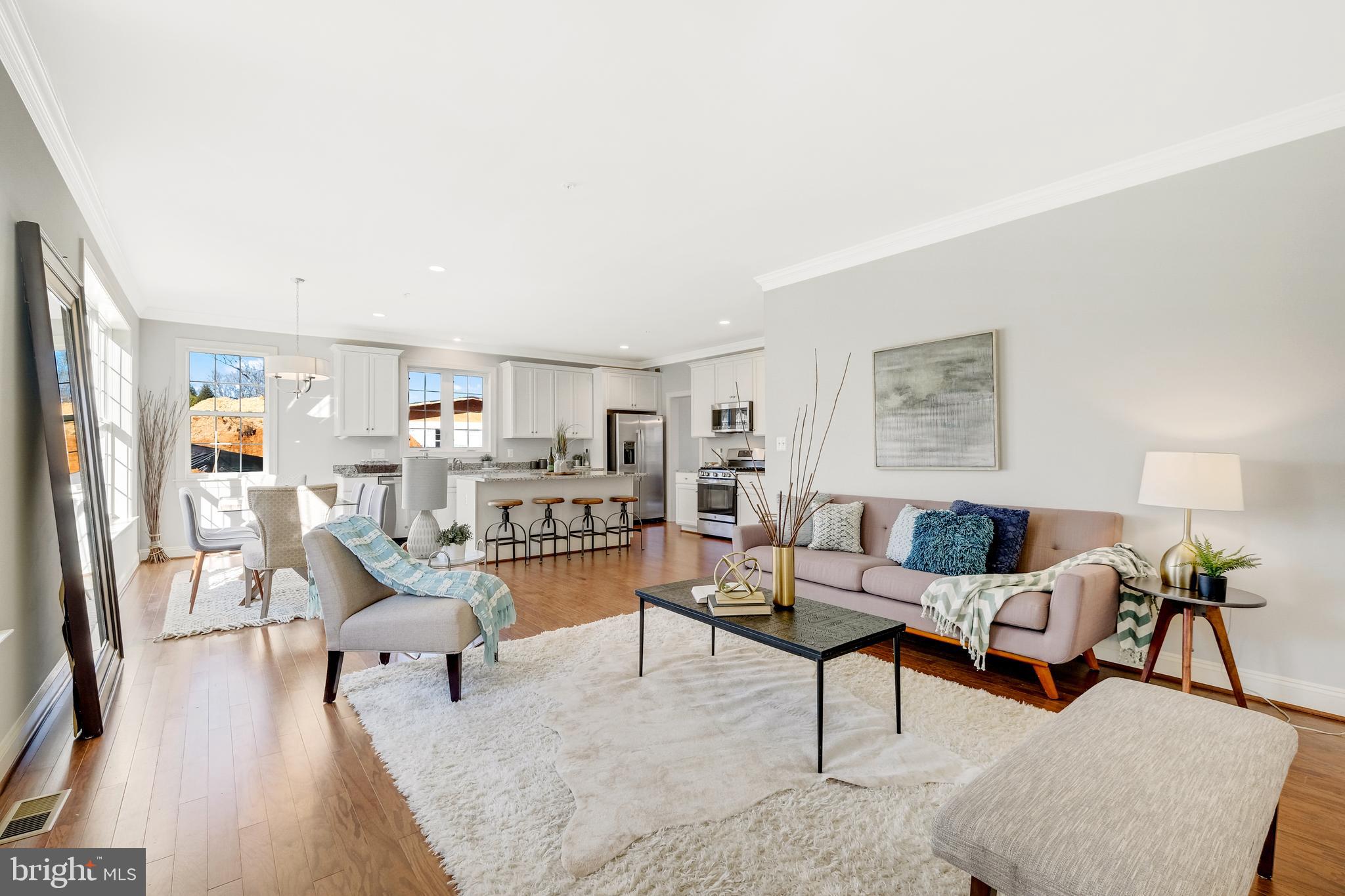 WASHINGTON OVERLOOK - Residential