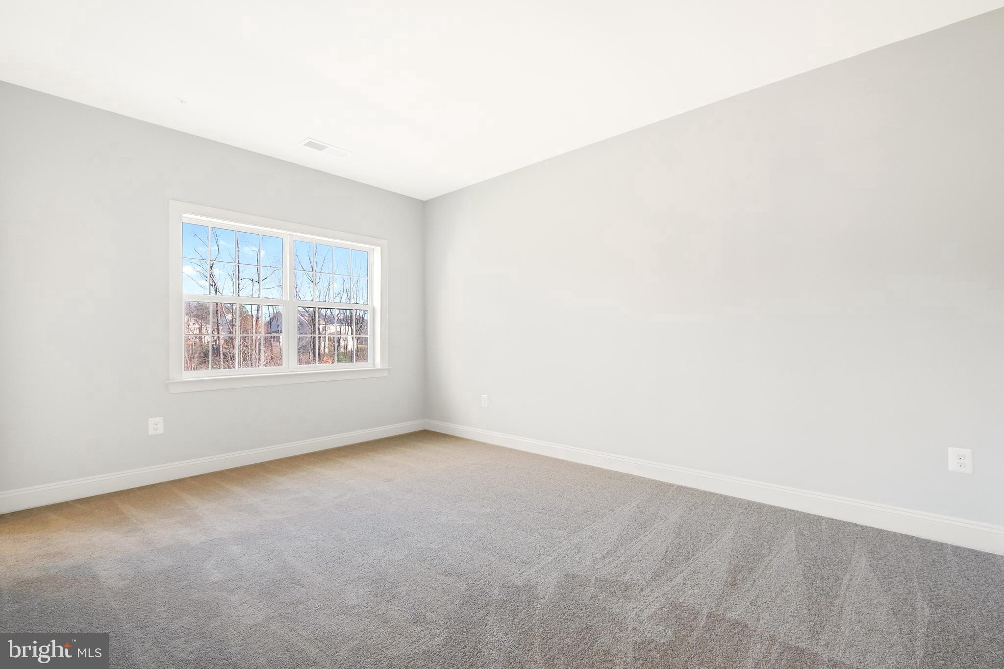 WASHINGTON OVERLOOK - Residential