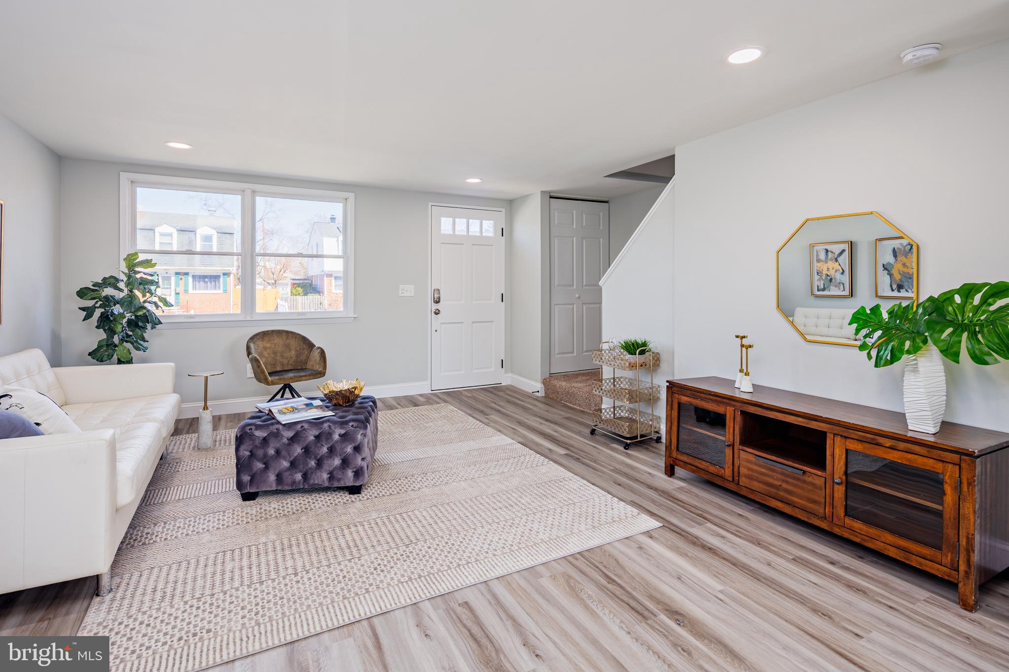 EASTFIELD - Residential