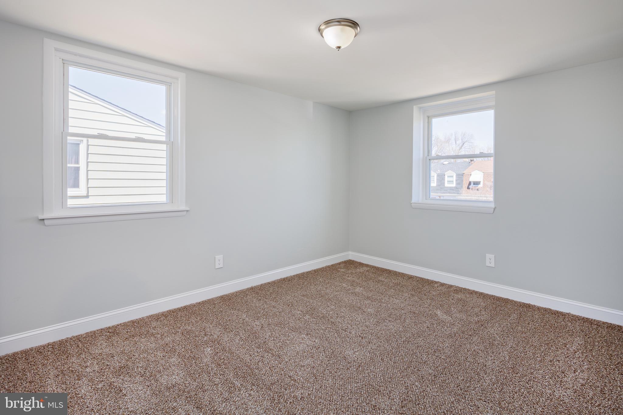 EASTFIELD - Residential