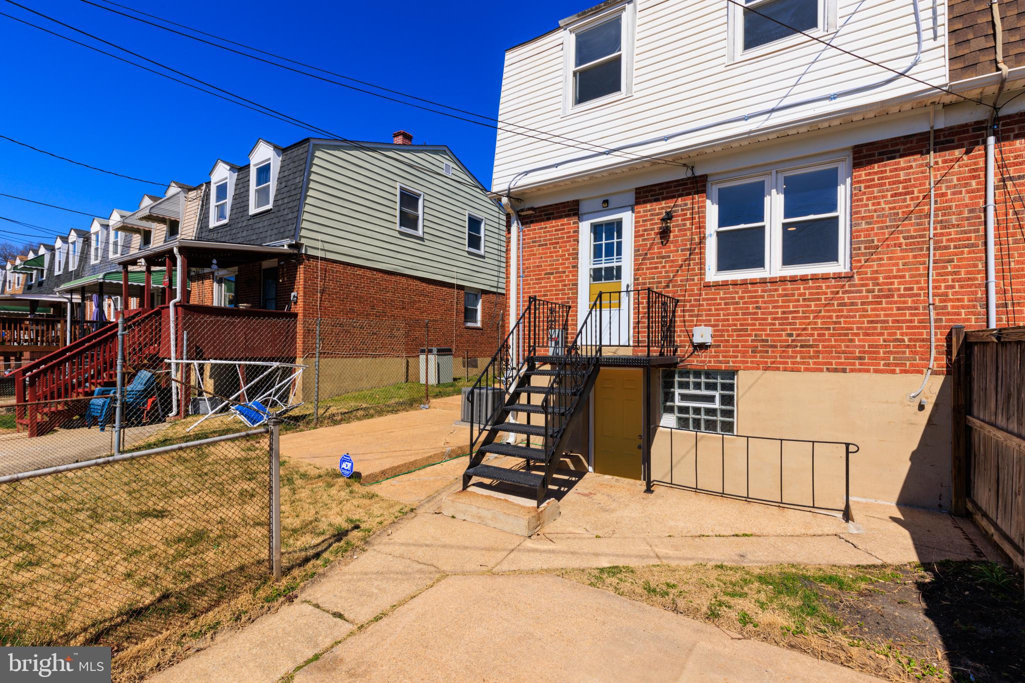 EASTFIELD - Residential