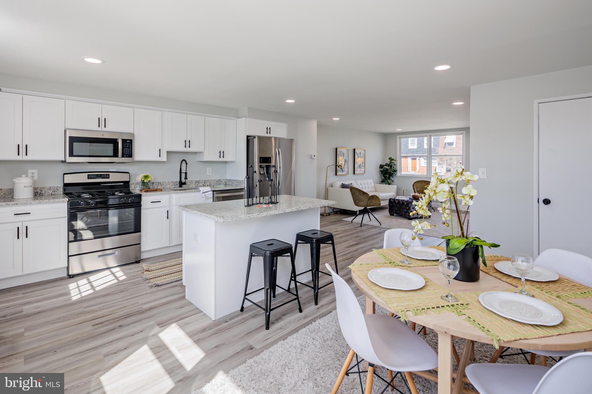 EASTFIELD - Residential