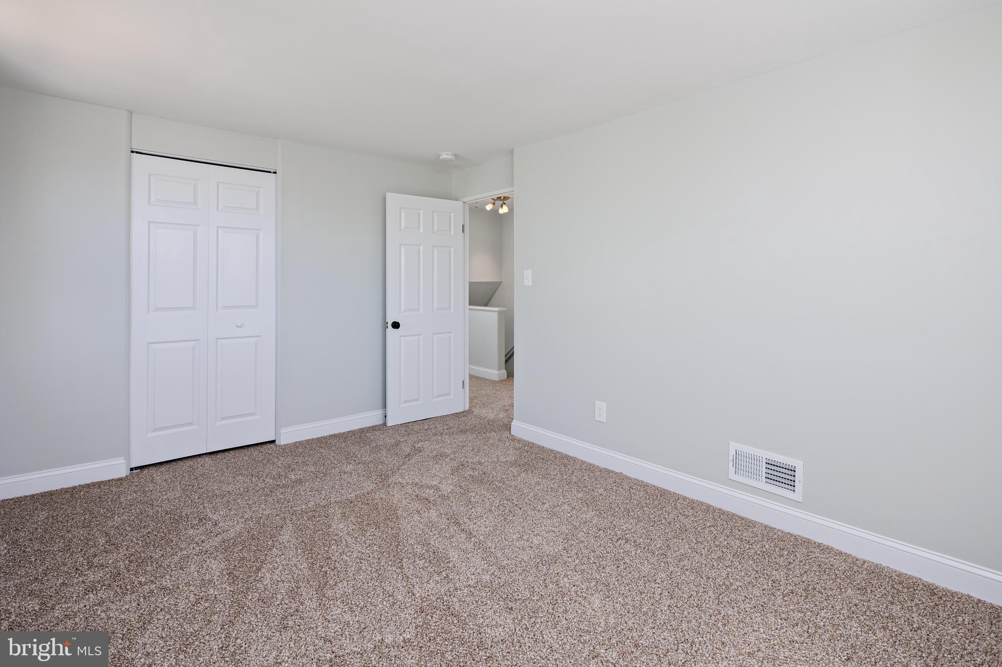 EASTFIELD - Residential