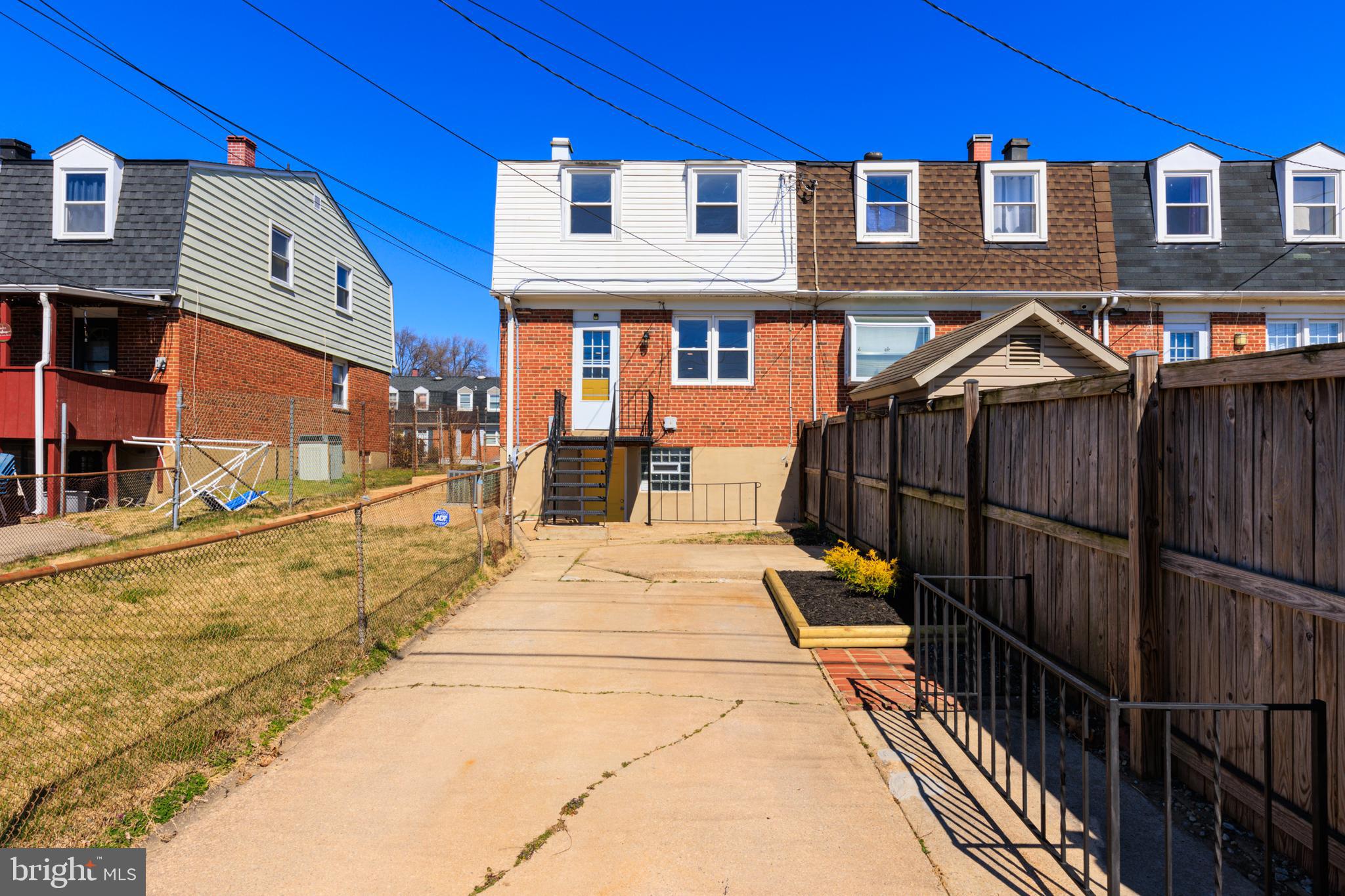 EASTFIELD - Residential