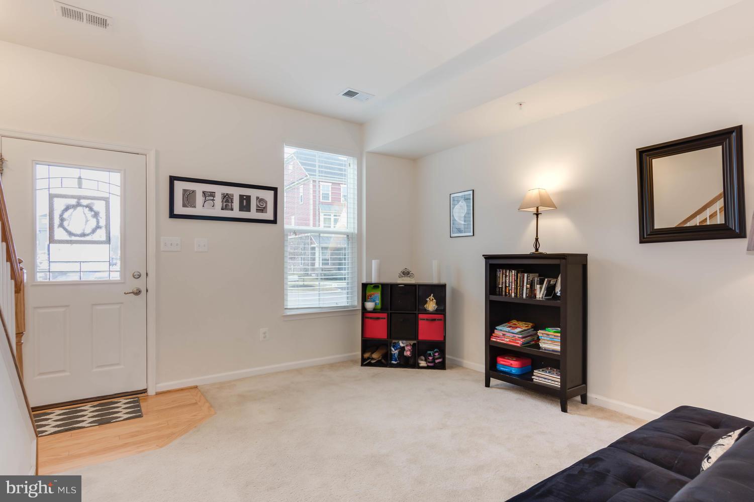 CREEKSIDE VILLAGE AT TANYARD SPRINGS - Residential