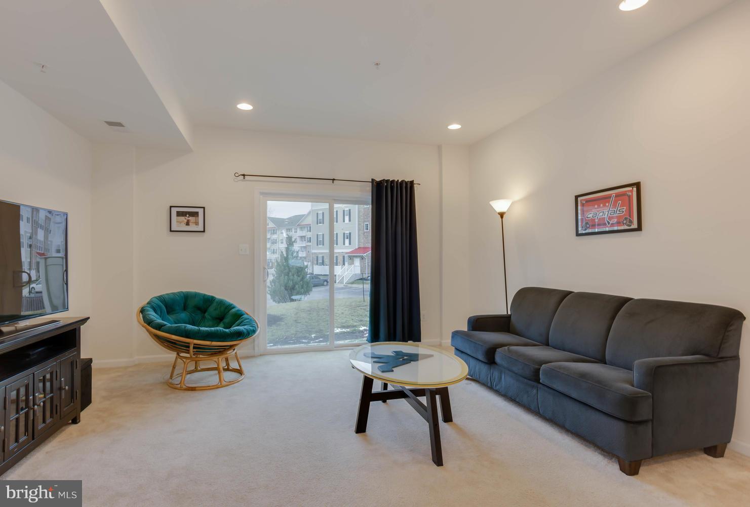 CREEKSIDE VILLAGE AT TANYARD SPRINGS - Residential