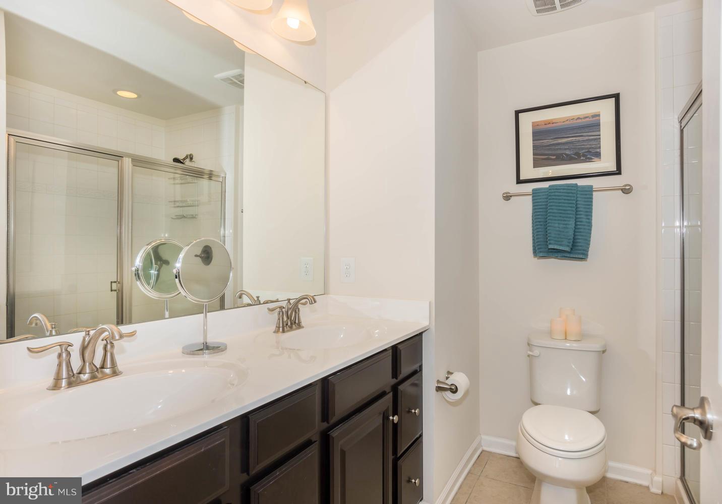 CREEKSIDE VILLAGE AT TANYARD SPRINGS - Residential