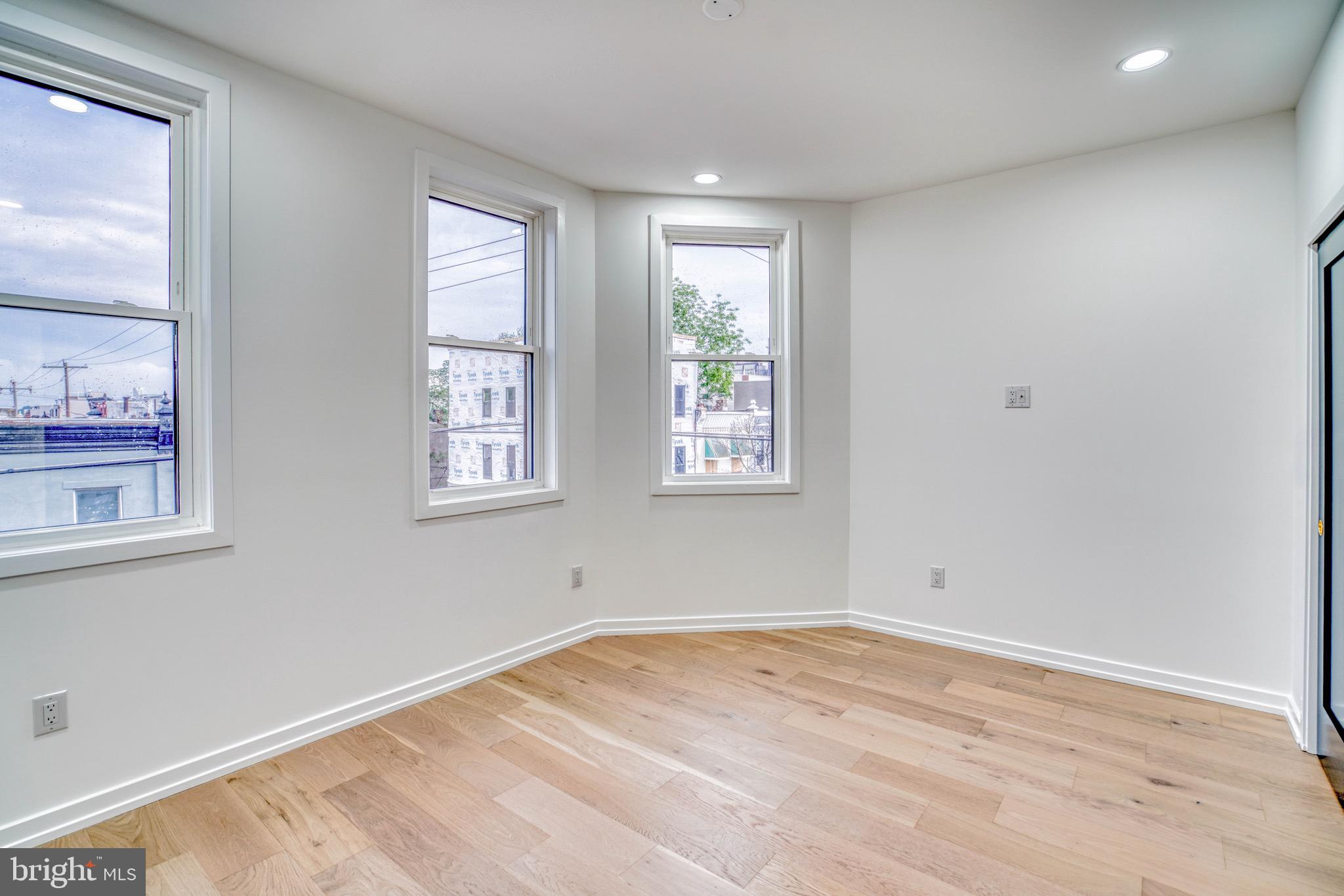 GRAYS FERRY - Residential