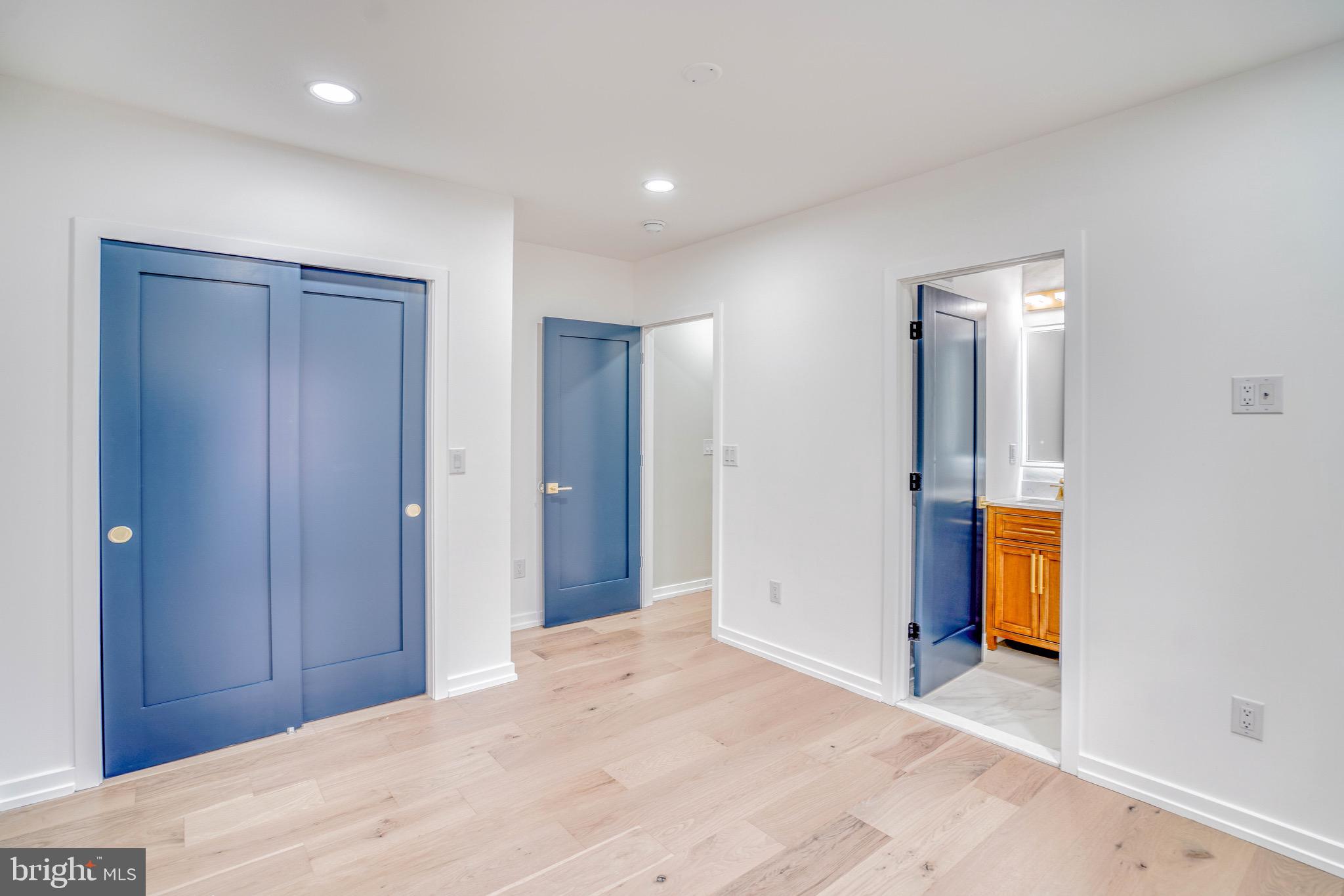 GRAYS FERRY - Residential