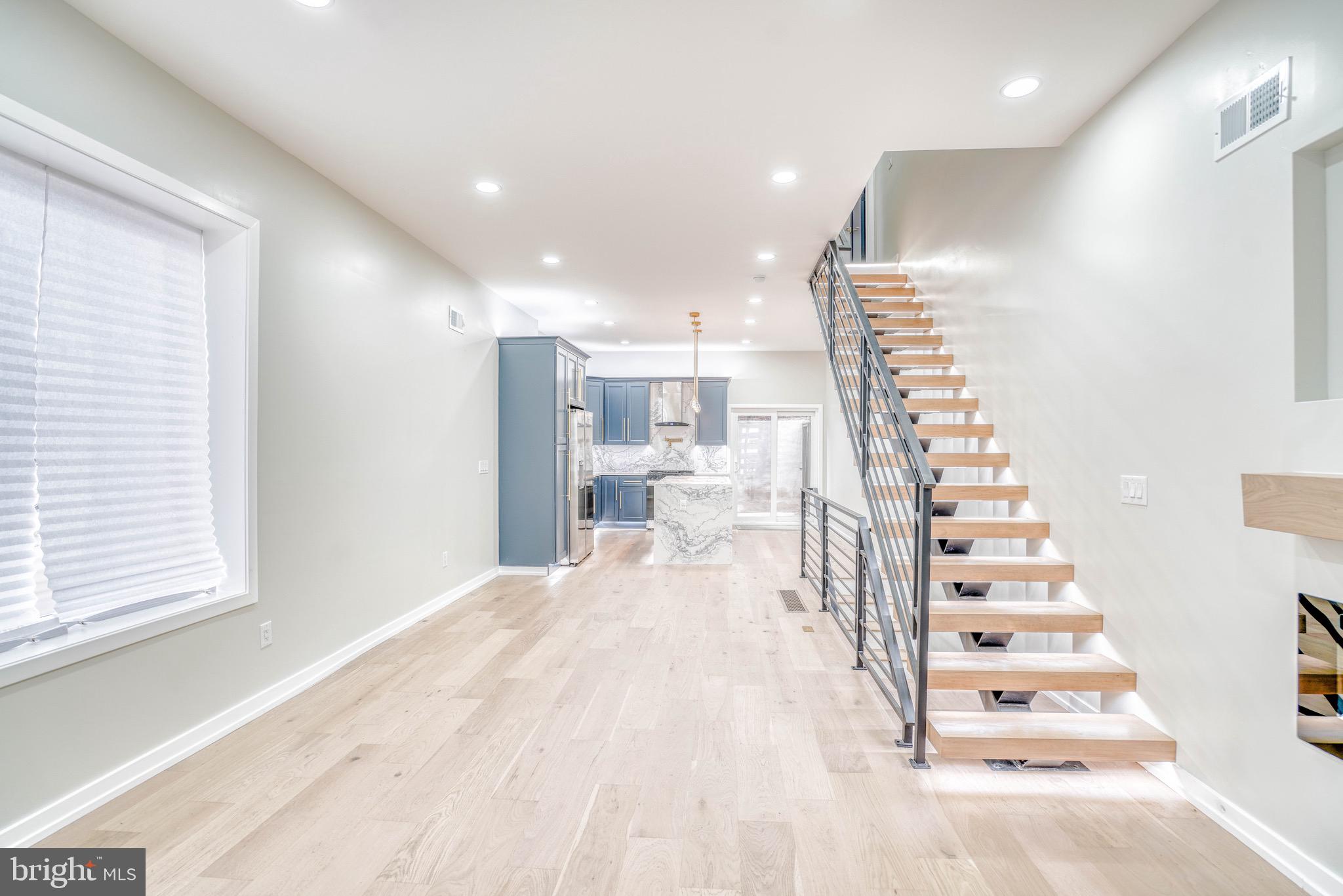 GRAYS FERRY - Residential
