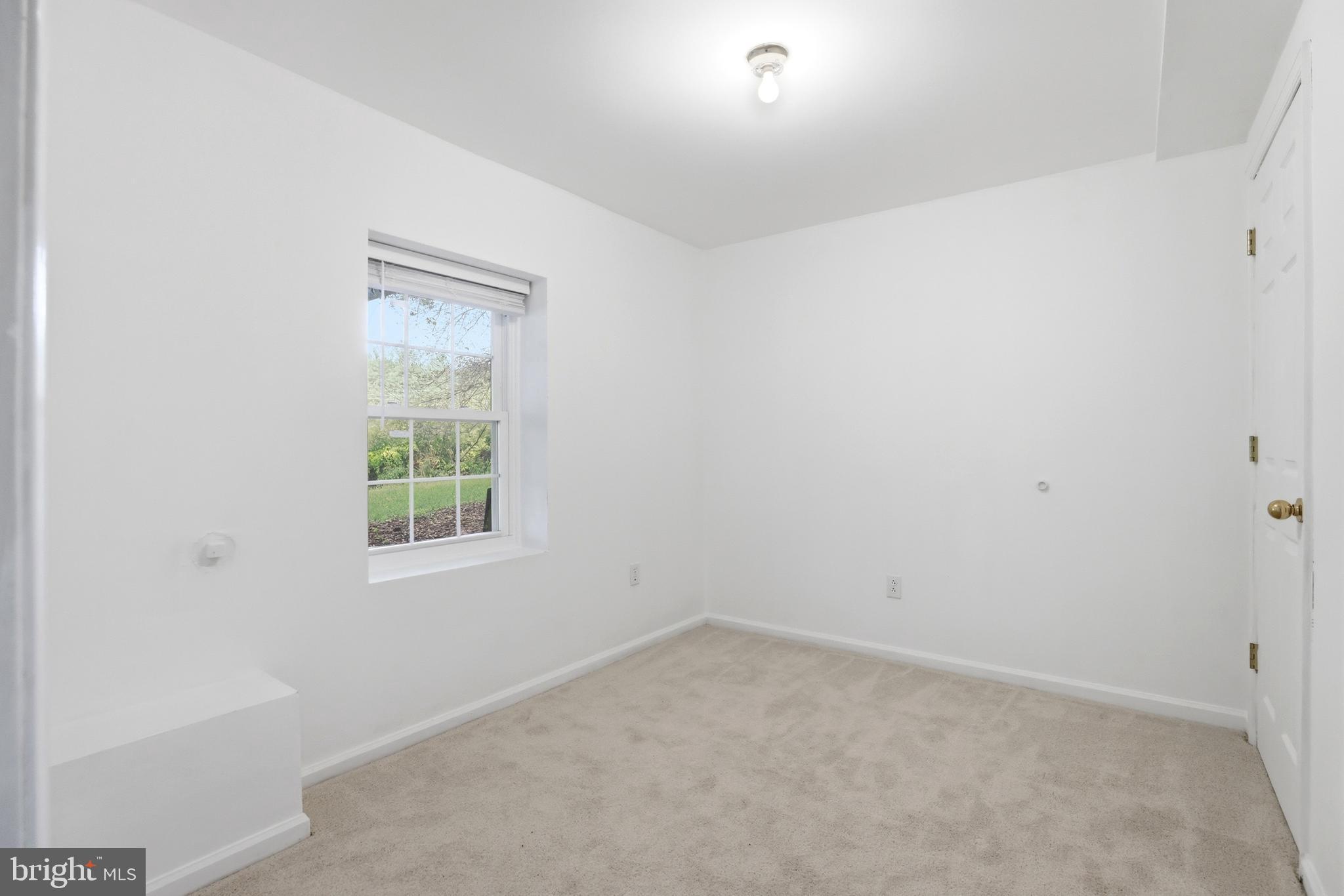 MILLS FARM - Residential