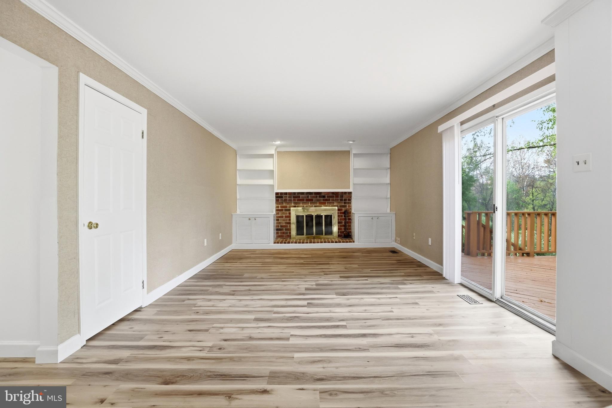 MILLS FARM - Residential