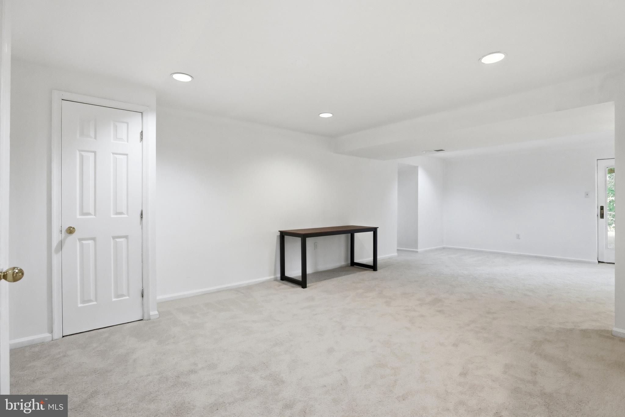 MILLS FARM - Residential