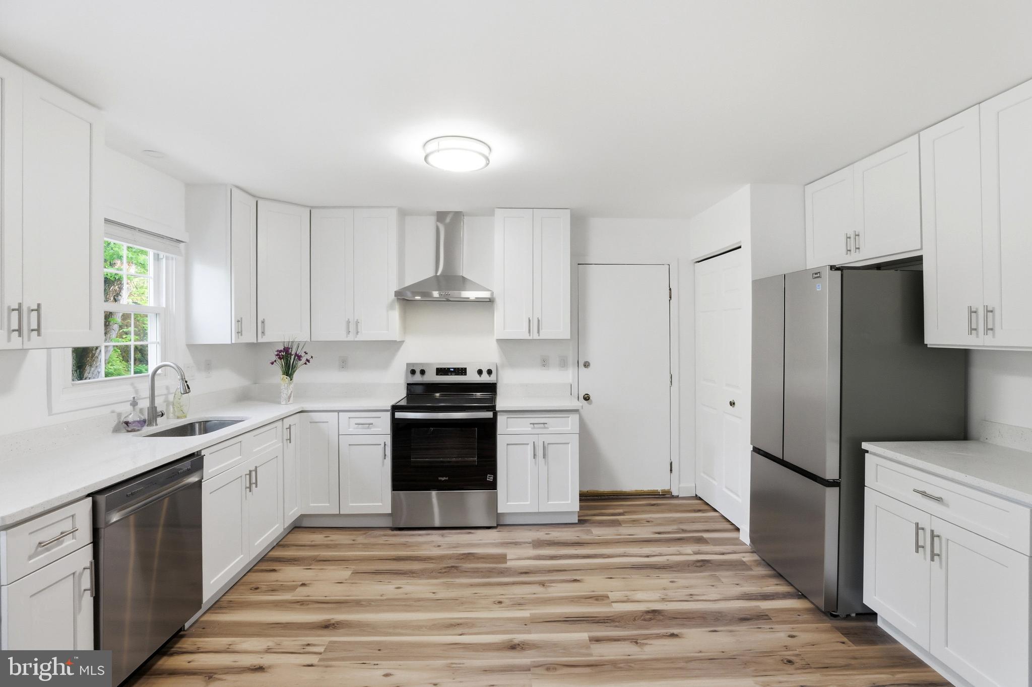 MILLS FARM - Residential