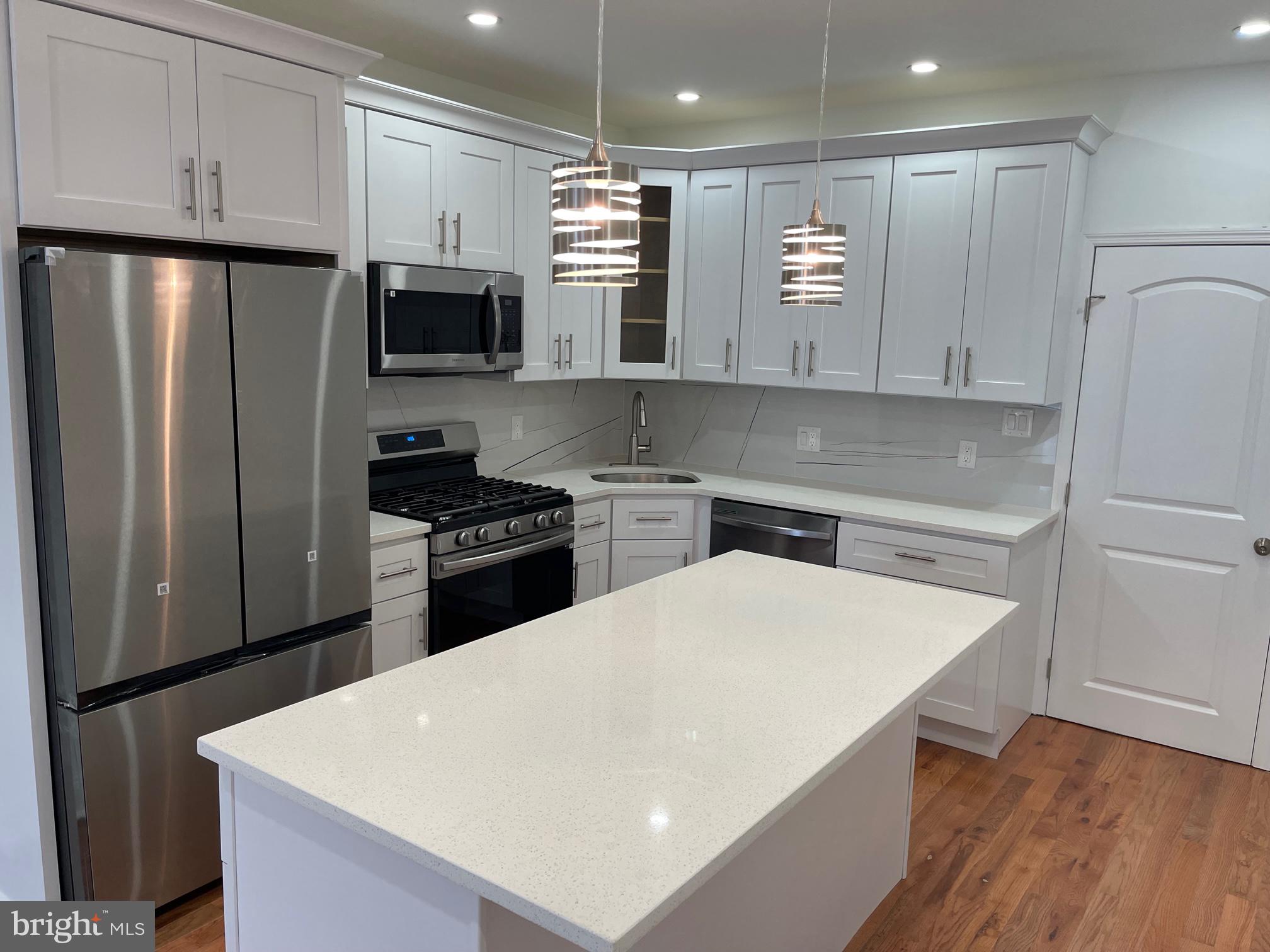 MANAYUNK - Residential