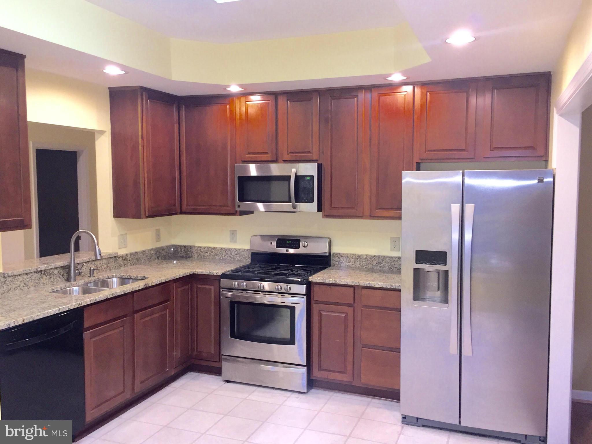 SALEM FIELDS - Residential Lease