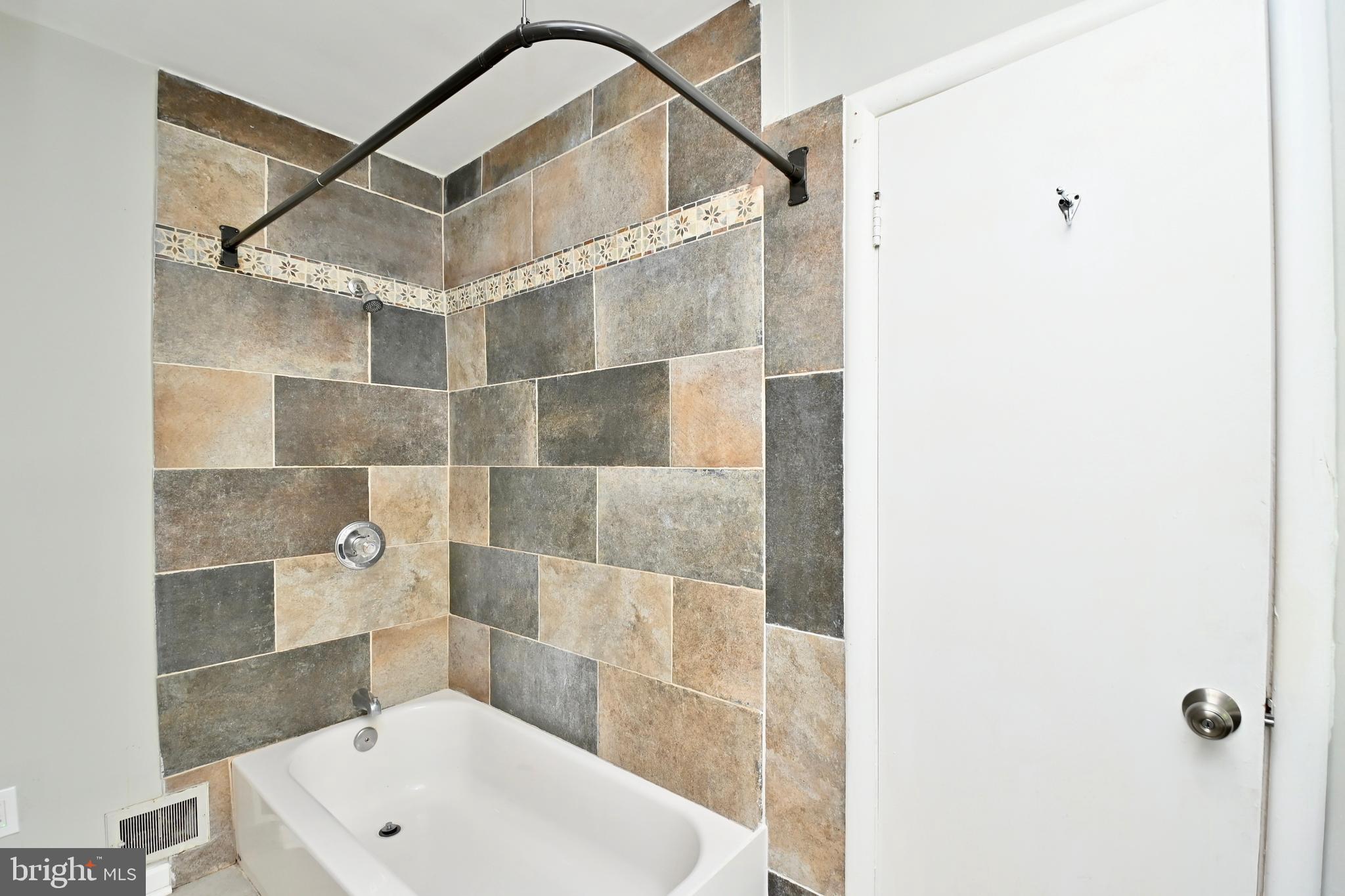 CAREYBROOK - Residential