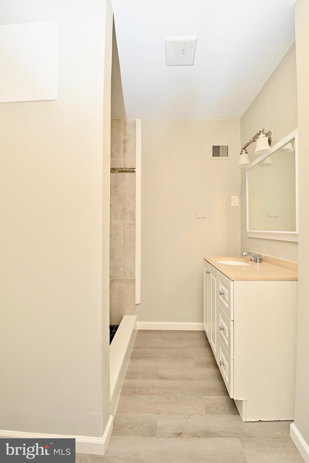 CAREYBROOK - Residential