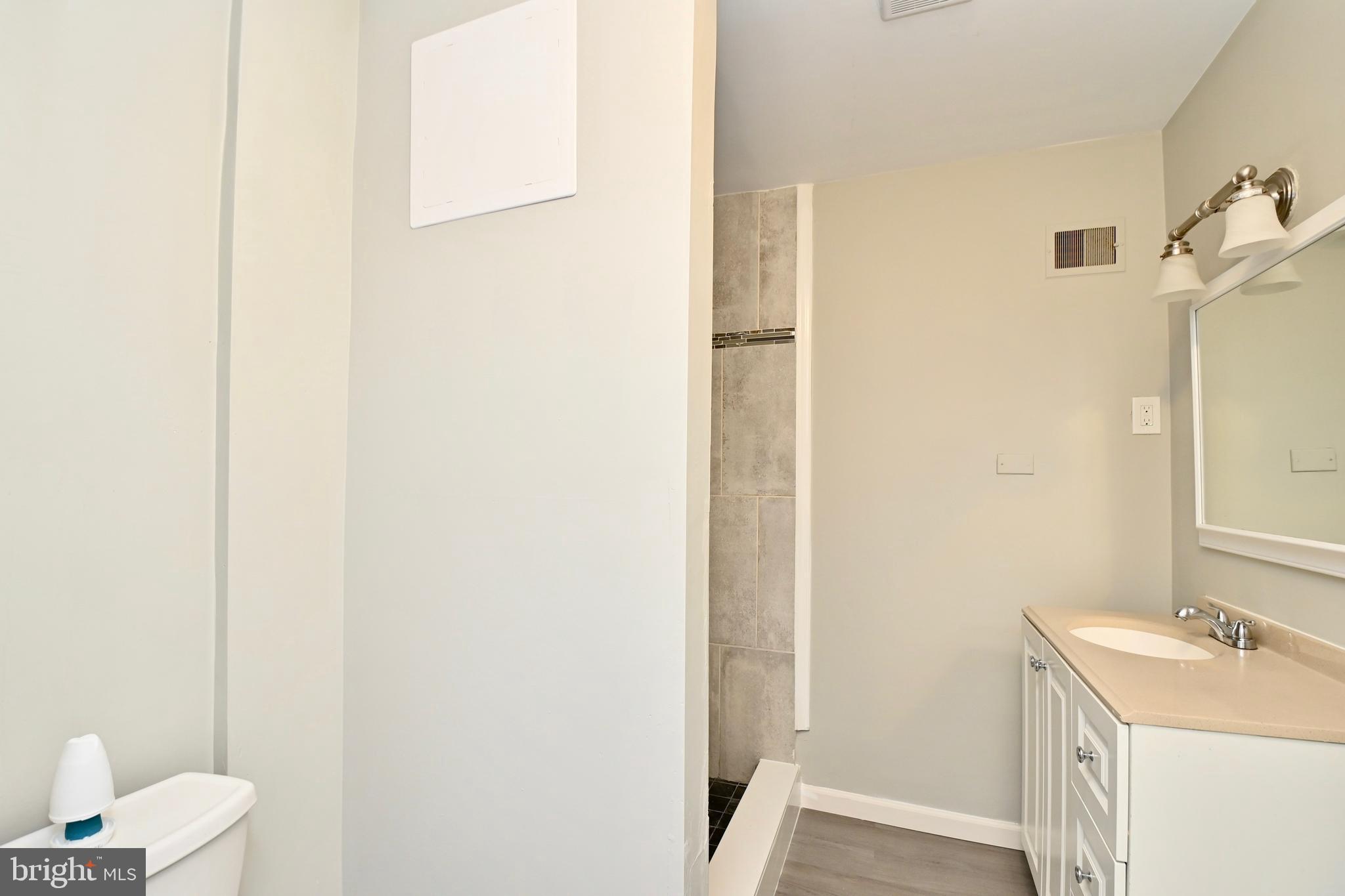 CAREYBROOK - Residential