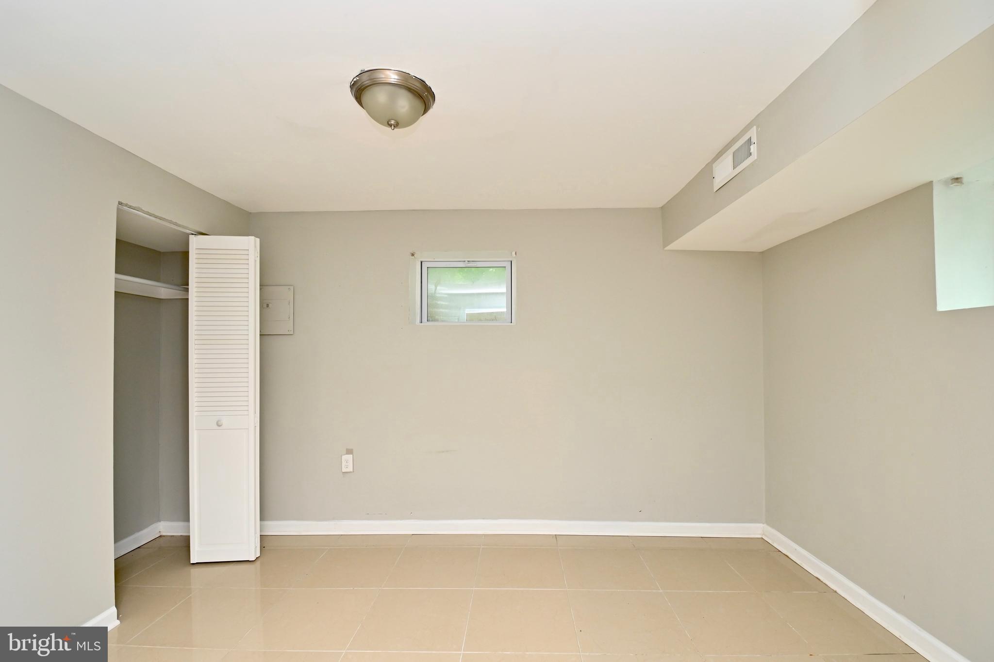 CAREYBROOK - Residential