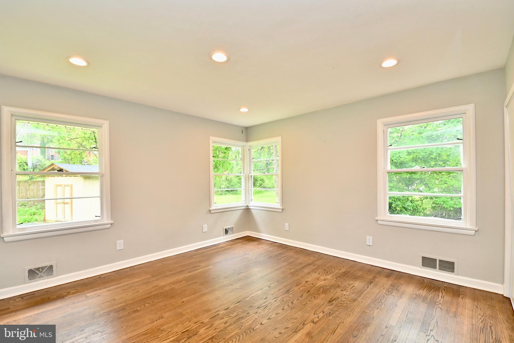 CAREYBROOK - Residential